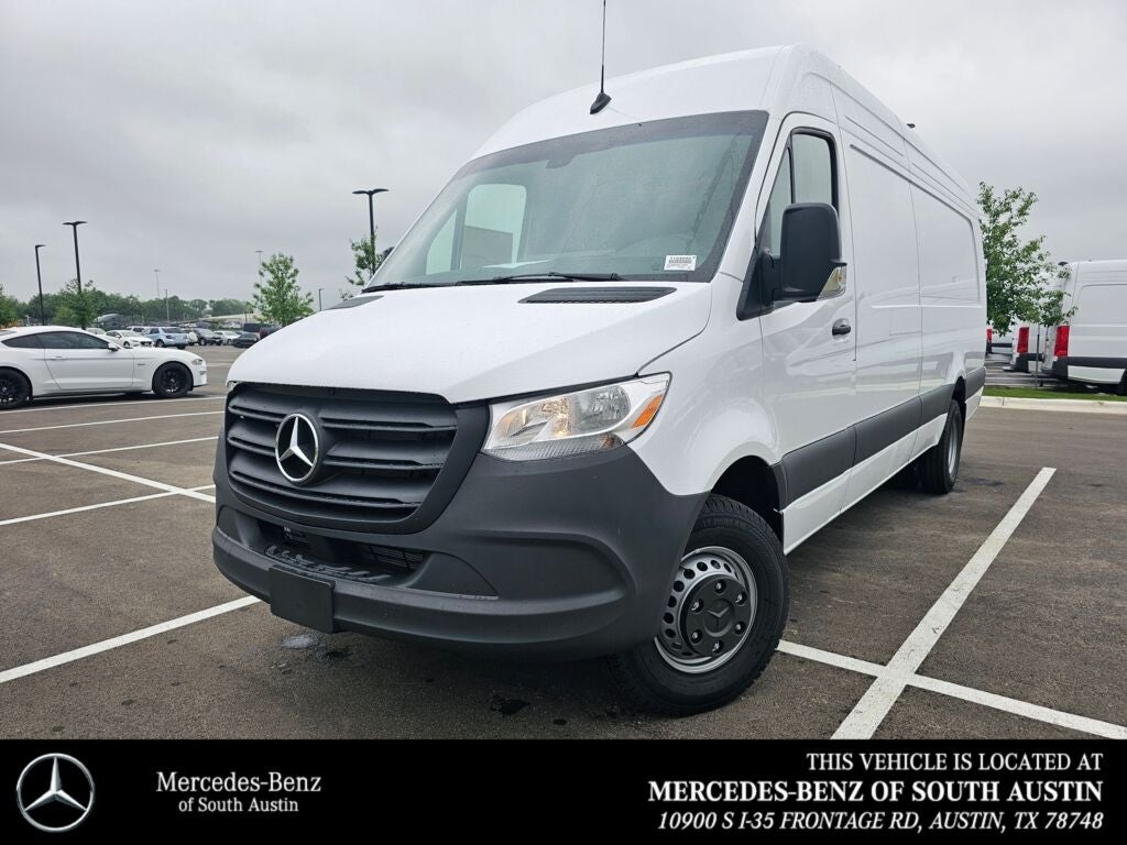 2024 Mercedes-Benz Sprinter 4500 High Roof I4 Diesel HO 170&quot; Extended RWD
